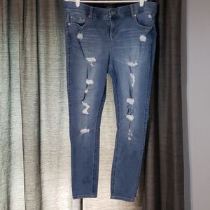 Torrid bombshell skinny jeans
